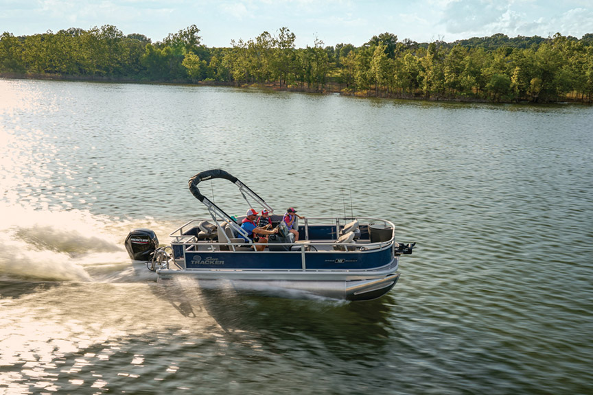 18 ft. SunTracker Pontoon